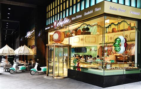 Angelina bakery times square - Aug 28, 2023 · Angelina Bakery Times Square. 1675 Broadway, New York, NY 10019. This Italian bakery just south of Times Square is popular with tourists and office workers, and you might pass it by if the window ... 
